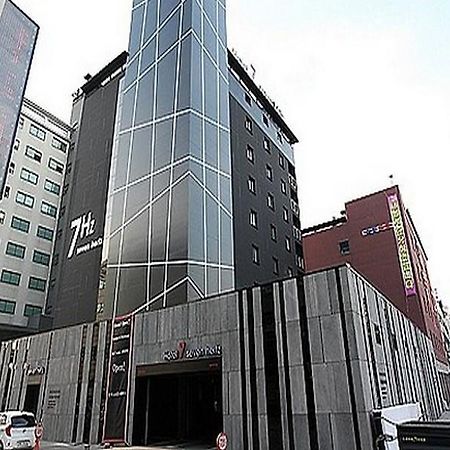 โรงแรม 7 เซเว่น เฮิร์ทซ์ ซีฮึง ภายนอก รูปภาพ