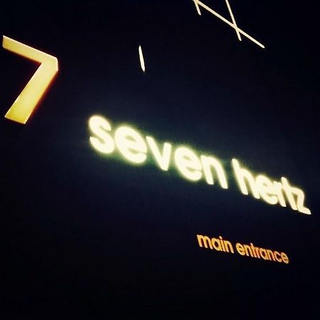 โรงแรม 7 เซเว่น เฮิร์ทซ์ ซีฮึง ภายนอก รูปภาพ