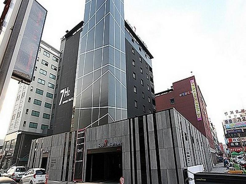 โรงแรม 7 เซเว่น เฮิร์ทซ์ ซีฮึง ภายนอก รูปภาพ